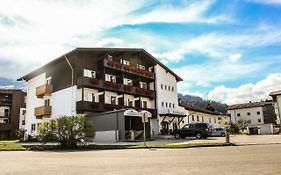 Hotel Alpenland